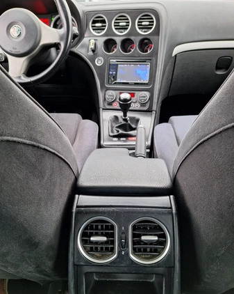 Alfa Romeo 159 cena 11000 przebieg: 235000, rok produkcji 2007 z Kielce małe 742